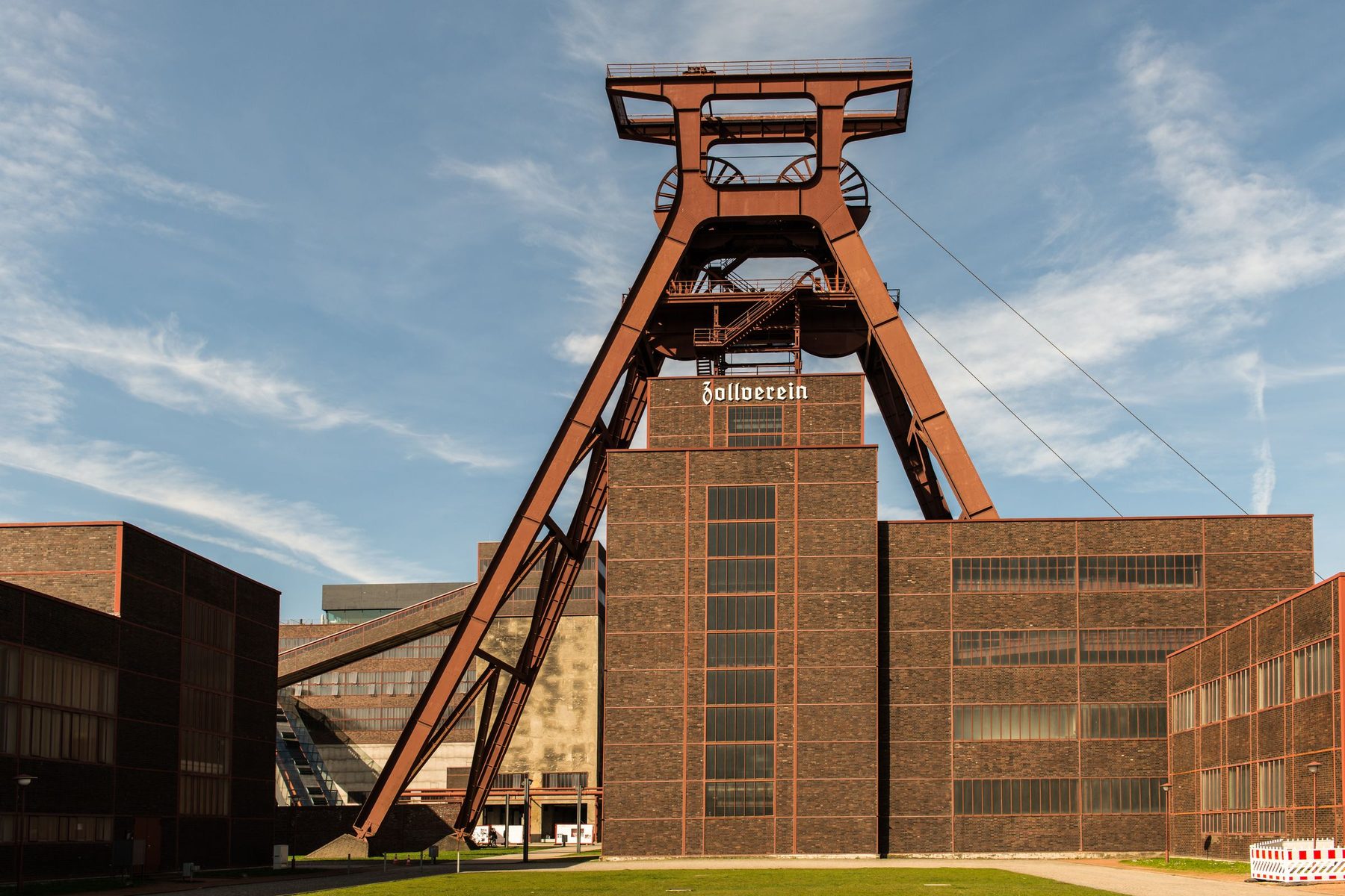 IT Beratung NRW bei CEx: Die Zeche Zollverein in Essen, Wahrzeichen des Ruhrgebiets