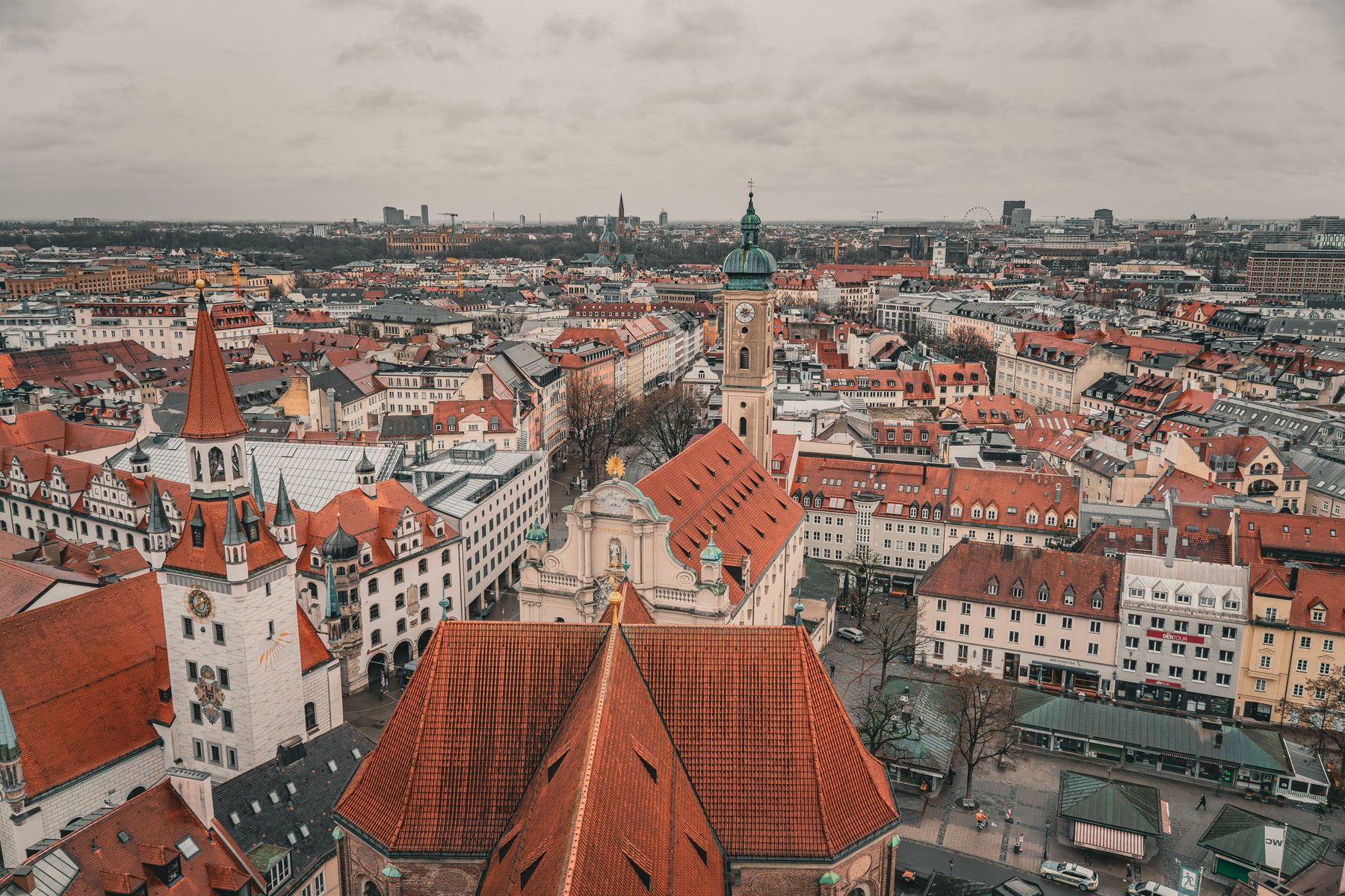 Prozessberatung München bei CEx: Dächer der Münchner Altstadt aus der Luft